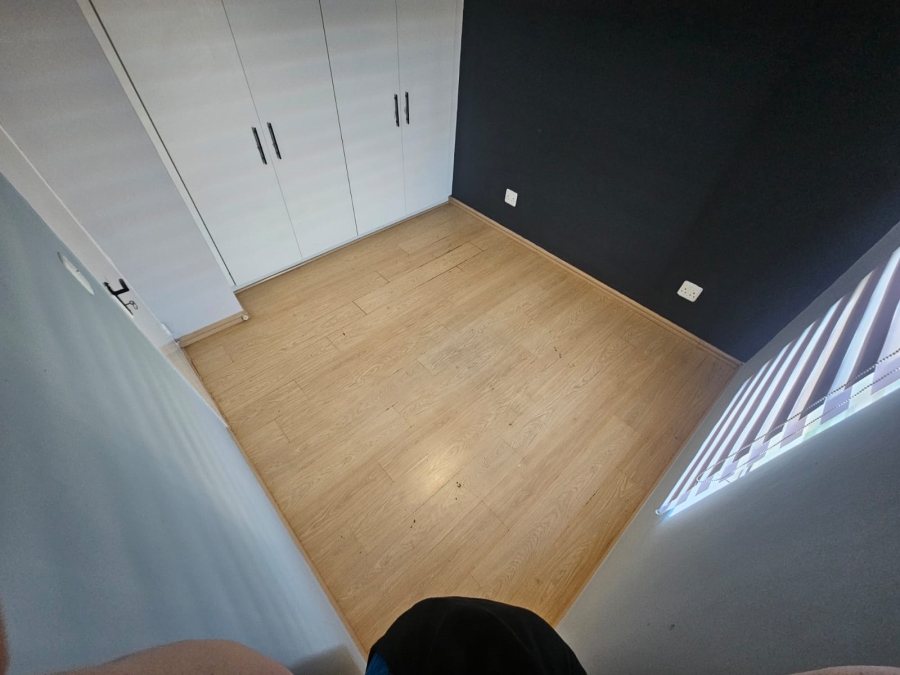 To Let 2 Bedroom Property for Rent in Buh Rein Estate Western Cape